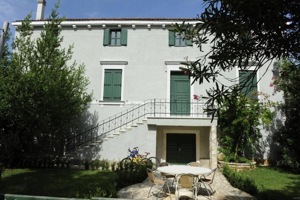 Villa Del Mar: Luxury Seaside Retreat With Heated Pool And Kayaks *